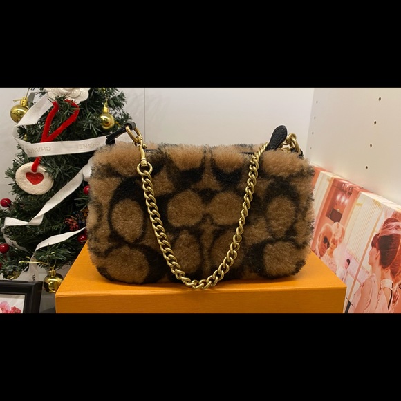 NWT COACH BAG - Picture 10 of 14